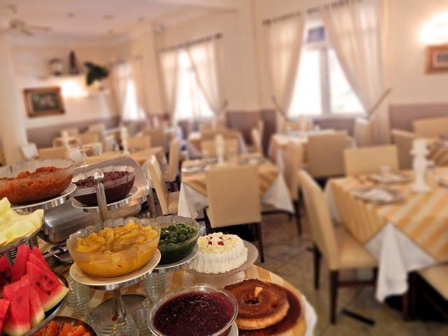 Hotel Da Vinci แซร์ฮาเนกรา ภายนอก รูปภาพ